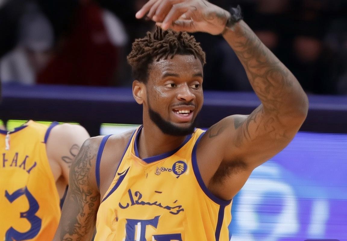 克利夫兰骑士队老板丹·吉尔伯特39亿美元投资背后：米切尔去留与薪资奢侈税压力下的豪赌