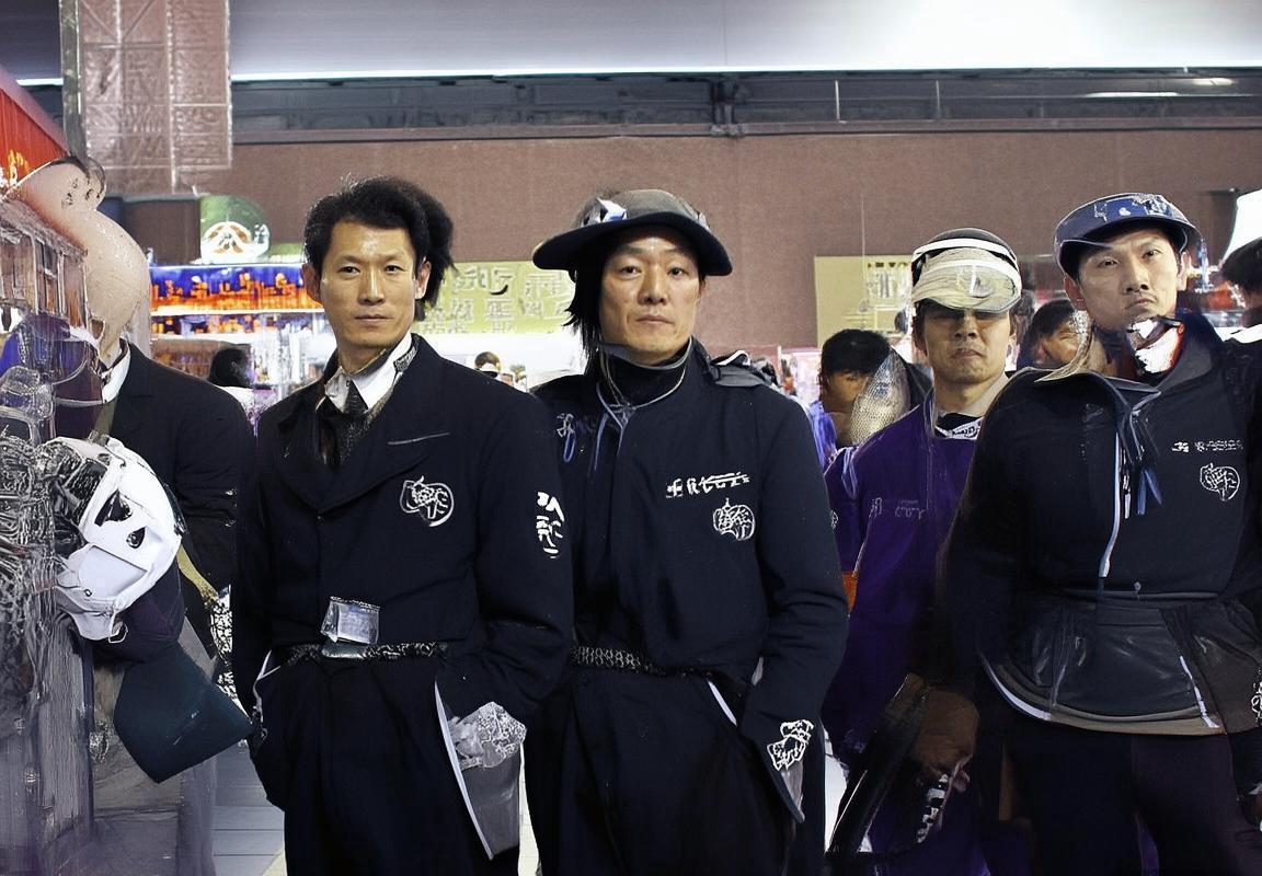 德甲联赛前瞻：柏林联合迎战RB莱比锡，奥蓬达与哈维·西蒙斯领衔冲击